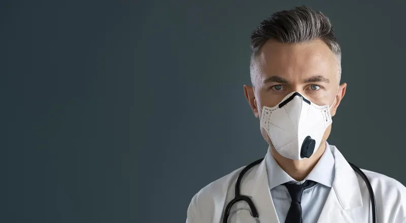 Fit Test APVR: operatore con maschera di protezione respiratoria
